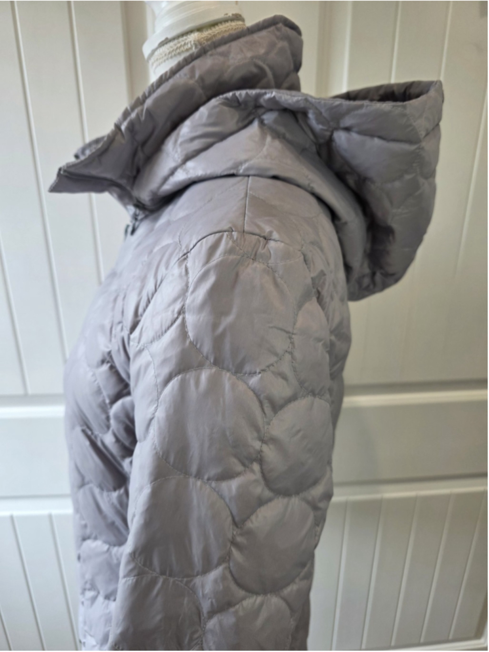 AKRIS Punto Gray Circle Quilt Hooded Puffer Jacket Women's US 8 EU 40 Coat - Picture 9 of 16